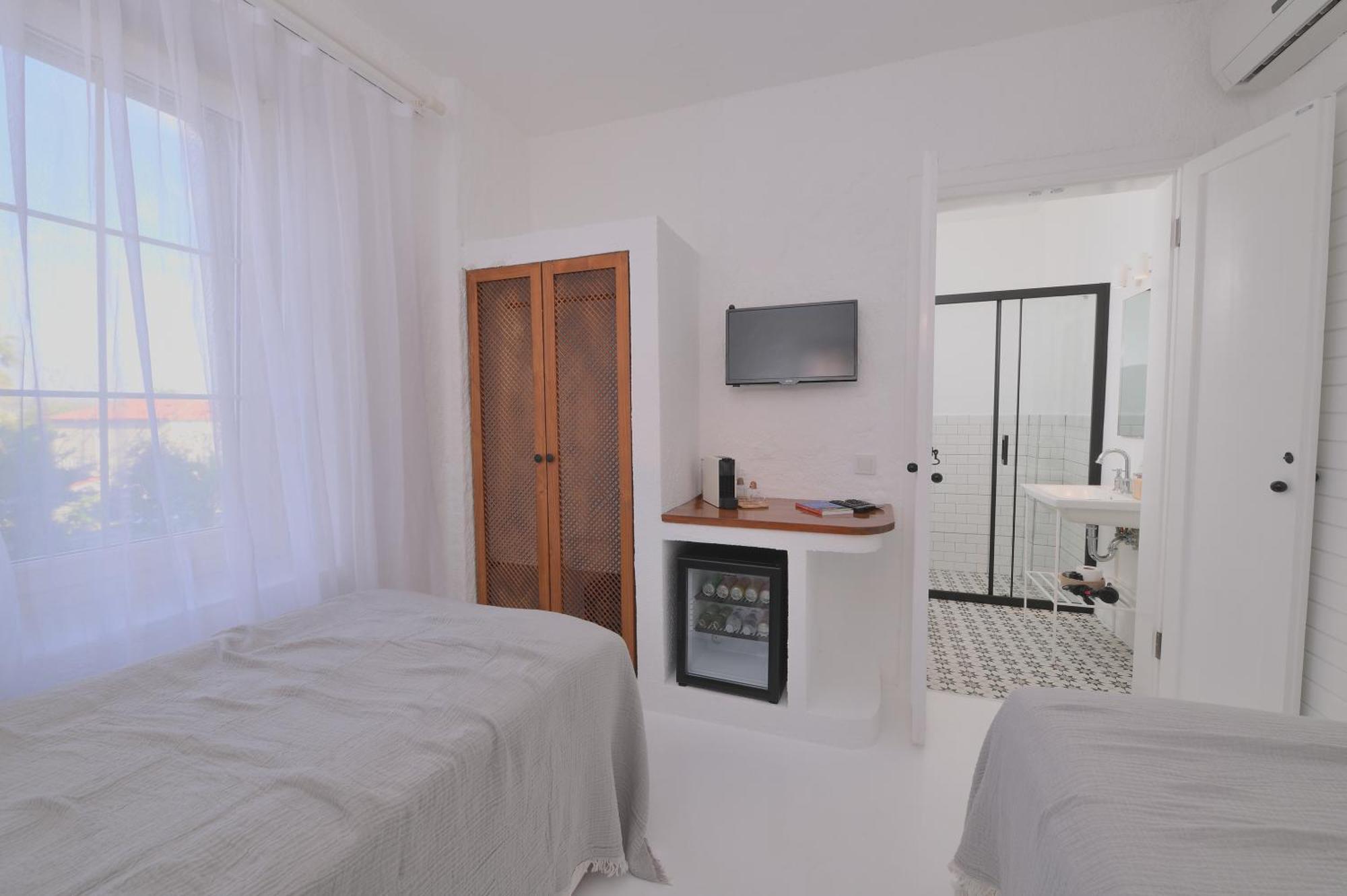 Peremere Alacati Otel Exterior foto