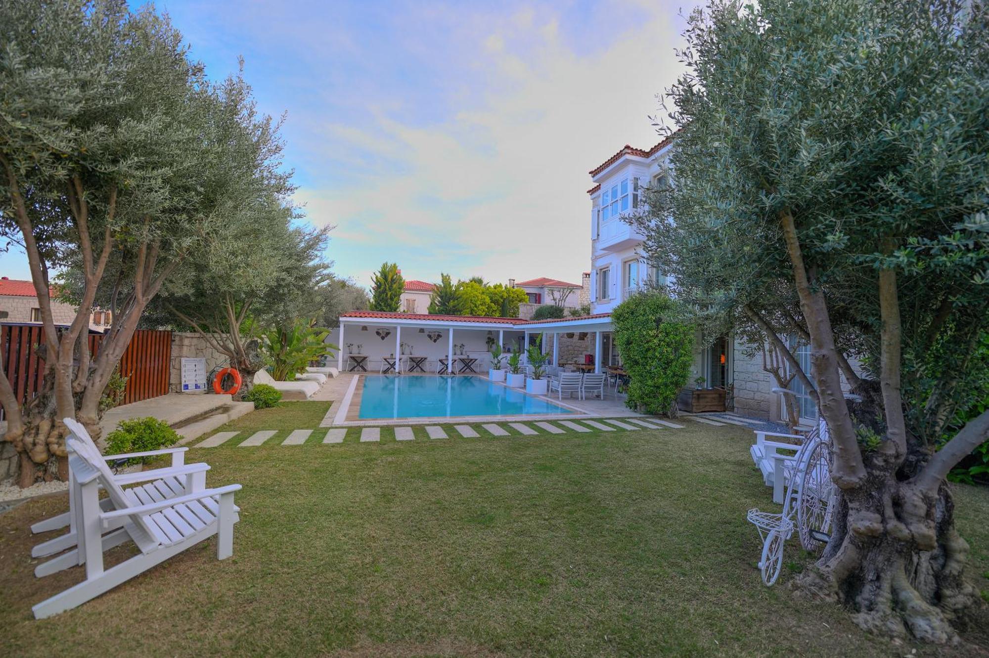 Peremere Alacati Otel Exterior foto